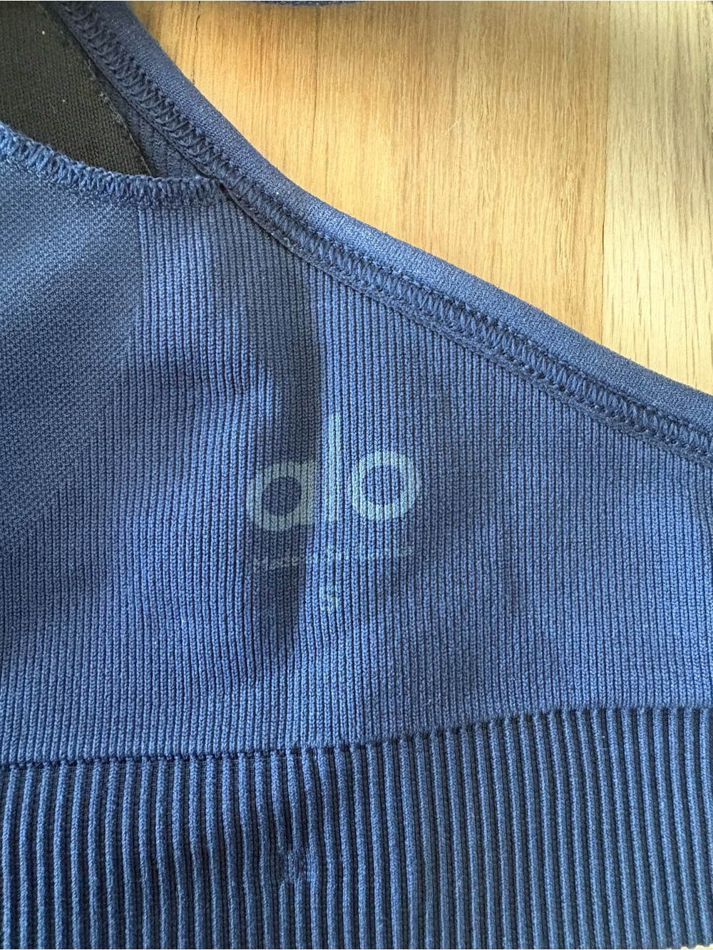 Alo Yoga Navy Seamless Ribbed Set - Picture 12 of 12